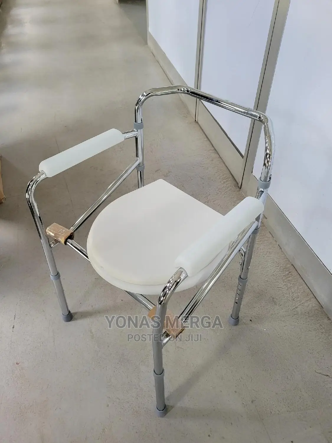 Commode Chair Ideal Stool to Sit Comfortably Shower Toilet