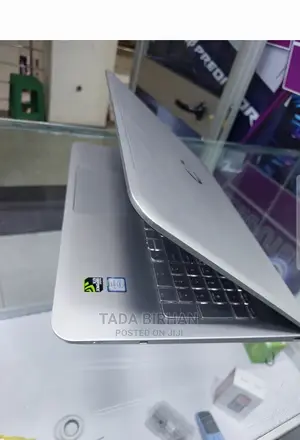 Laptop HP 14-Dq1025cl 8GB Intel Core I5 HDD+SSD 1T