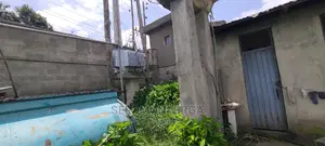 የሚከራይ መጋዘን አለ