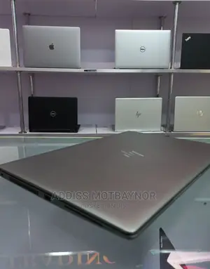 New Laptop HP Envy X360 8GB Intel Core i5 SSD 256GB