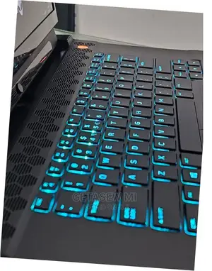 New Laptop Alienware M17x R2 16GB Intel Core I7 SSD 1T