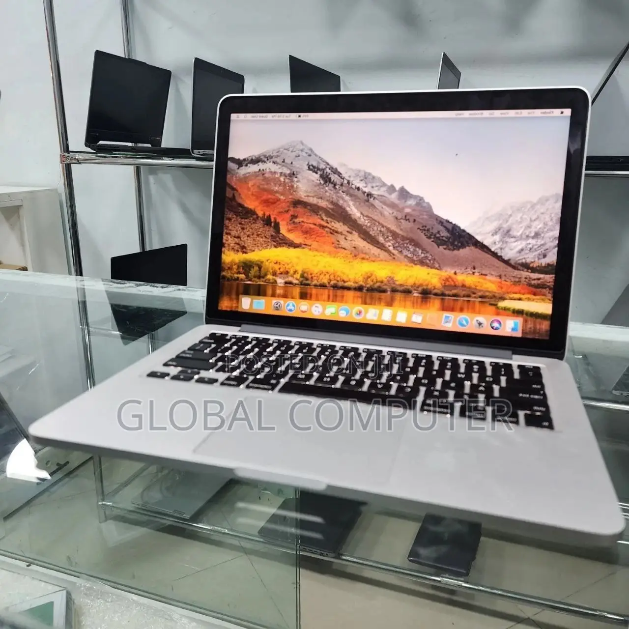 New Laptop Apple MacBook 2015 8GB Intel Core I5 SSD 256GB