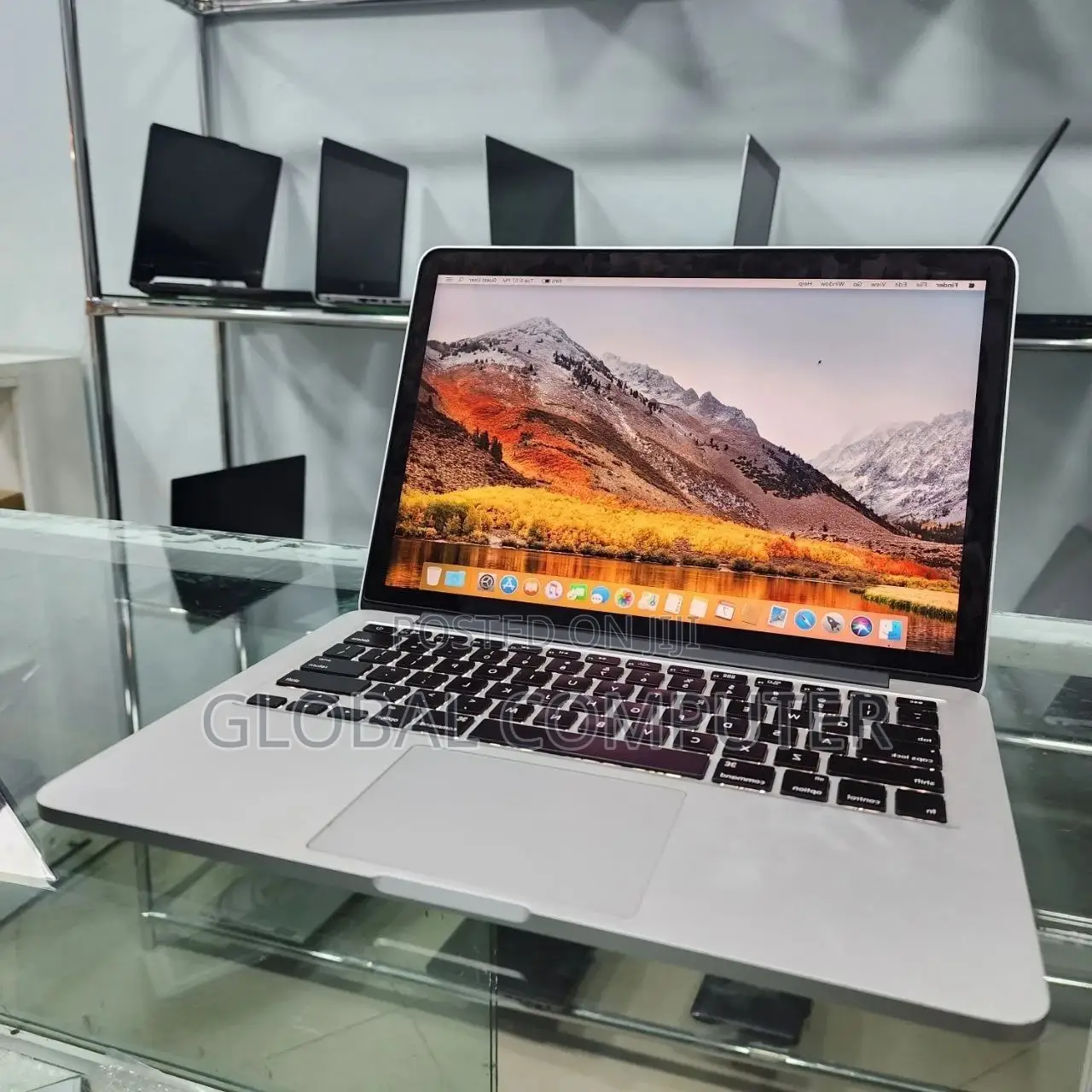 New Laptop Apple MacBook 2015 8GB Intel Core I5 SSD 256GB