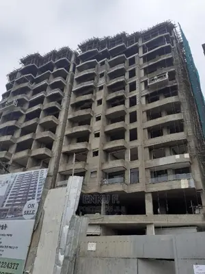 2bdrm Apartment in ቫሞስ ሪልእስቴት, Nifas Silk-Lafto for sale