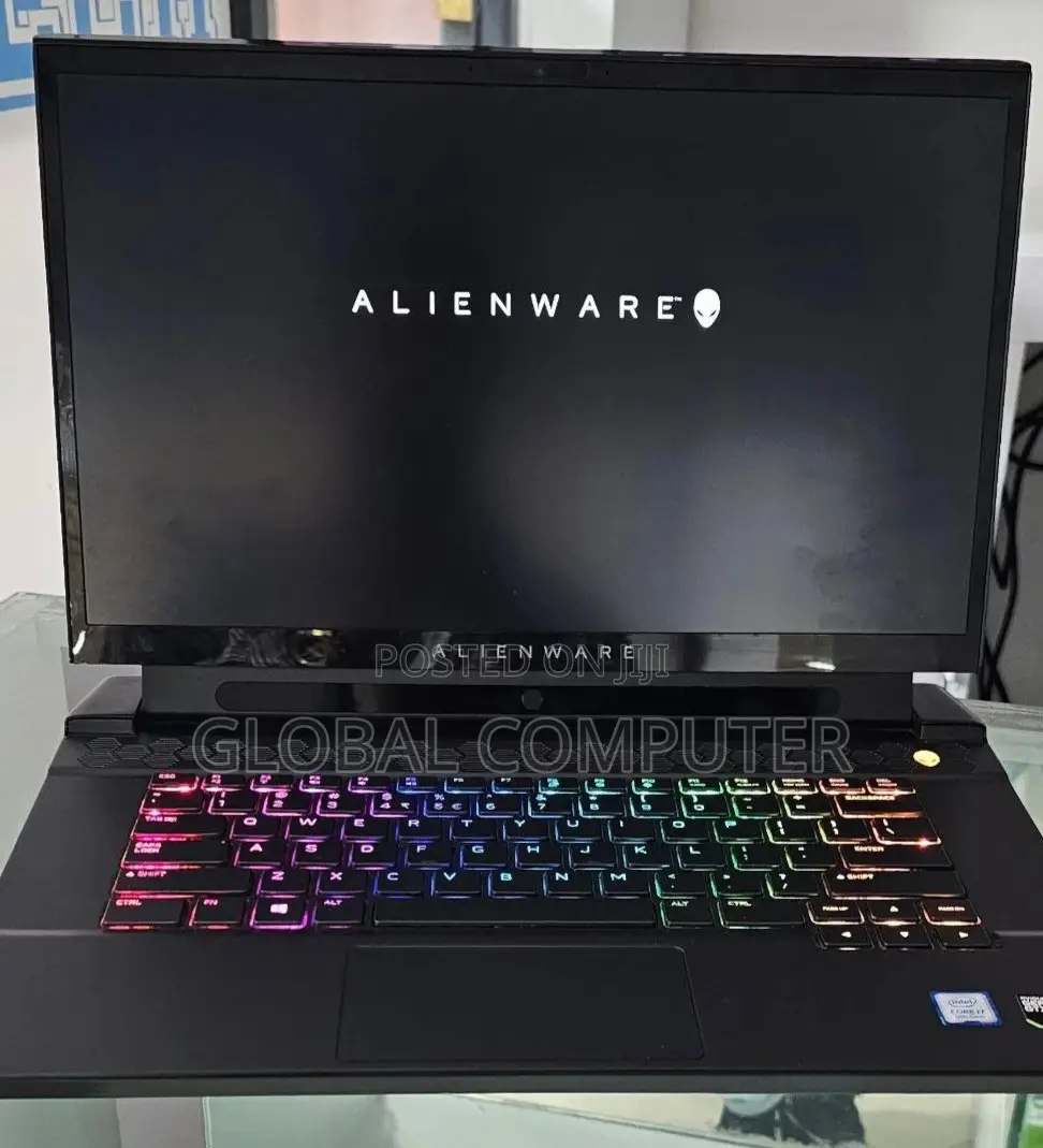 New Laptop Dell Alienware M15 R7 16GB Intel Core I7 SSD 512GB