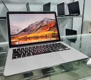 New Laptop Apple MacBook 2015 8GB Intel Core I5 SSD 256GB
