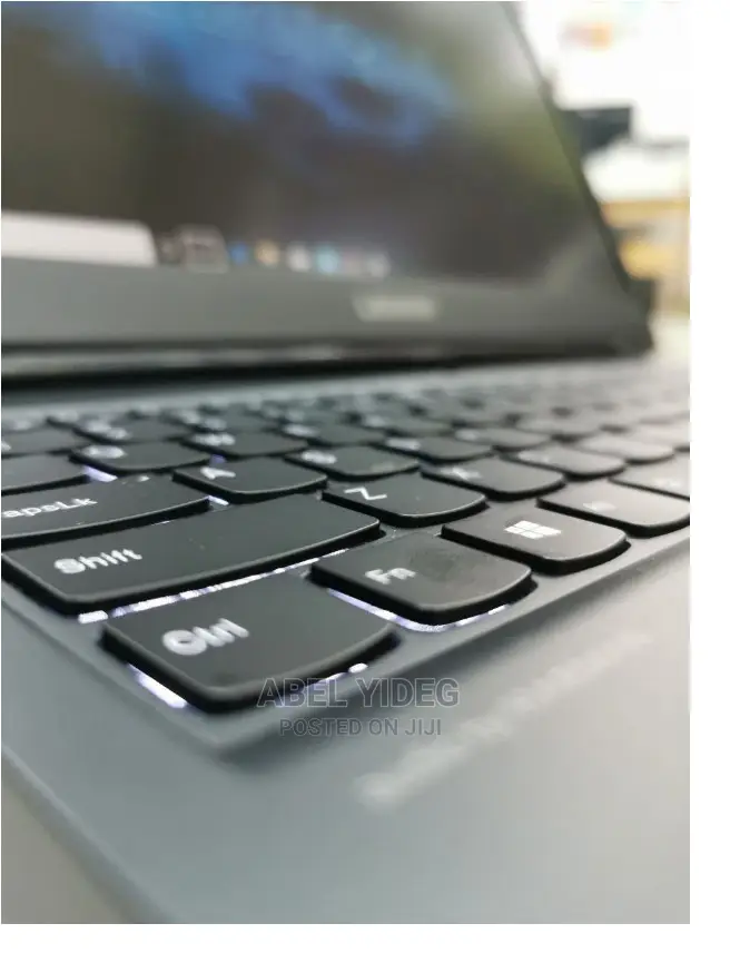 New Laptop Lenovo Legion 5 8GB AMD Ryzen 5 SSD 256GB