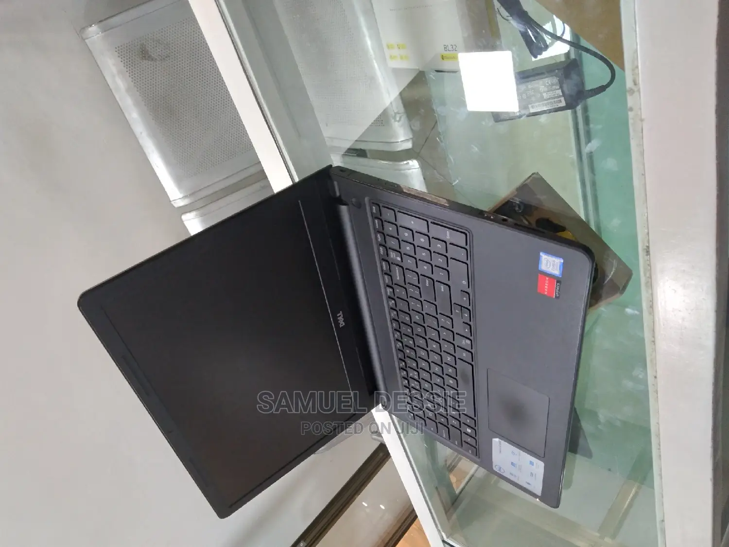 New Laptop Dell Inspiron 15 8GB Intel Core I5 HDD 1T