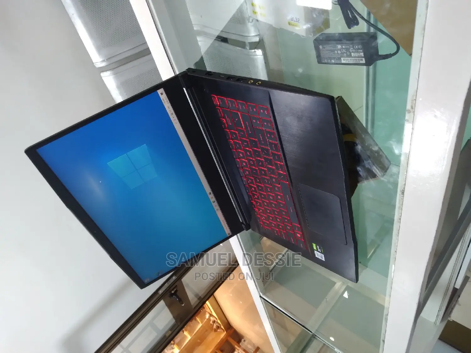 New Laptop MSI GF63 8GB Intel Core I5 SSD 512GB