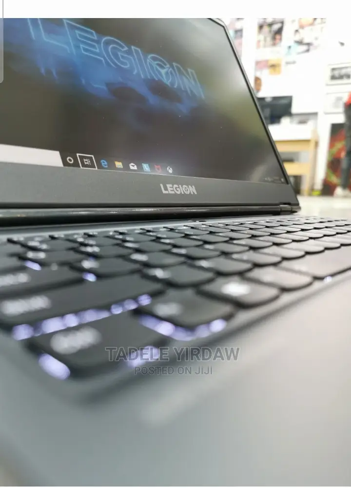 New Laptop Lenovo Legion 5 8GB AMD Ryzen 5 SSD 512GB