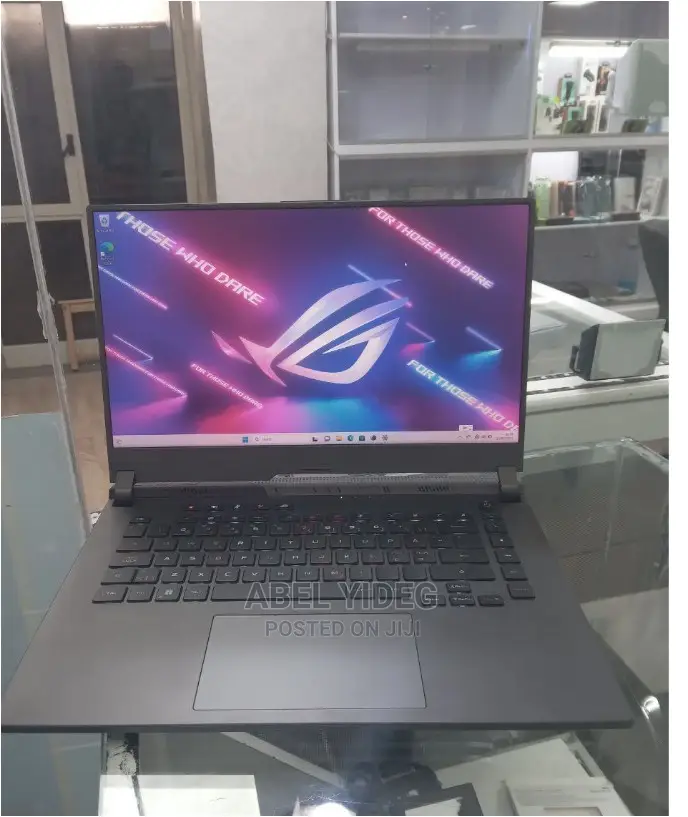 New Laptop Asus ROG Strix G15 16GB AMD Ryzen 7 SSD 1T