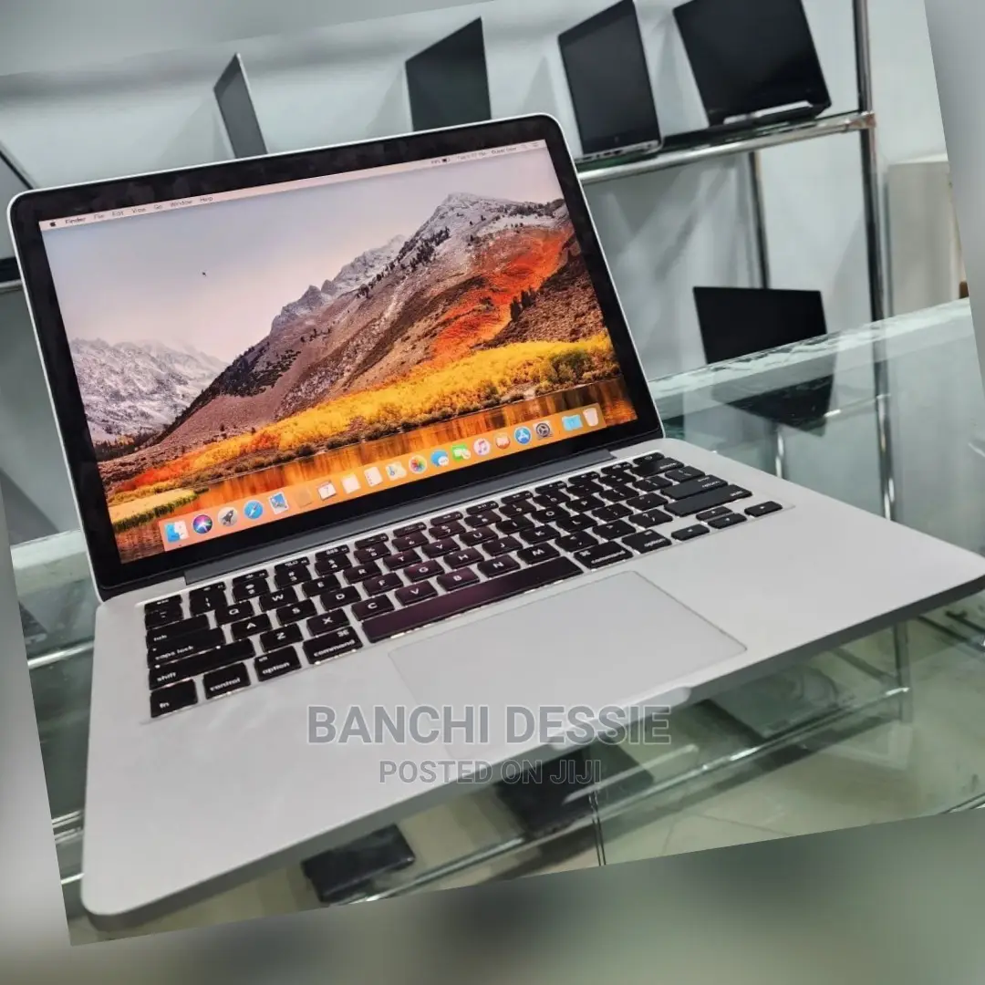 New Laptop Apple MacBook Pro 8GB Intel Core I5 SSD 256GB