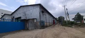 ለክራይ የቀረበ መጋዘን አለ