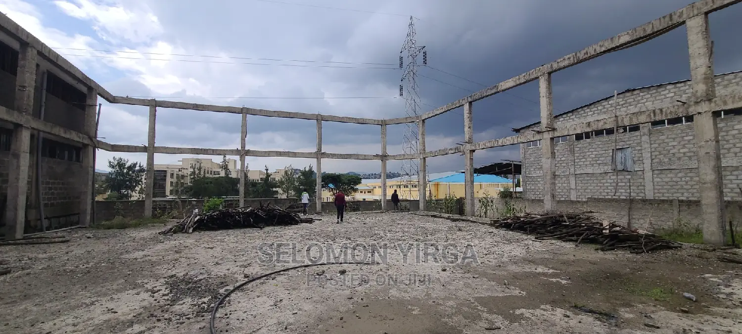 ለክራይ የቀረበ መጋዘን አለ