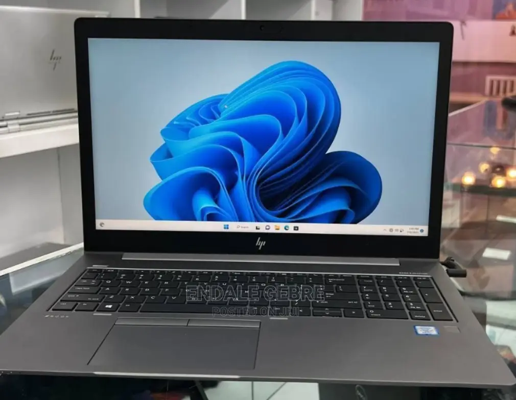 New Laptop HP ZBook 14u G5 16GB Intel Core I7 SSD 512GB