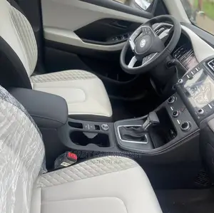 New Hyundai Creta 2023 Silver