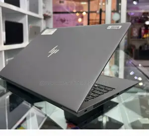 New Laptop HP ZBook 15 16GB Intel Core I7 SSD 512GB