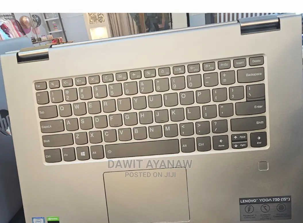 New Laptop Lenovo Yoga 730 16GB Intel Core I7 SSD 512GB