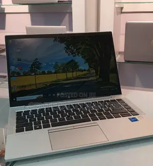 New Laptop HP EliteBook 830 G8 16GB Intel Core I5 SSD 512GB