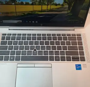 New Laptop HP EliteBook 830 G8 16GB Intel Core I5 SSD 512GB