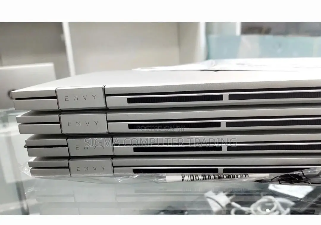 New Laptop HP Envy X360 16GB Intel Core I7 SSD 1T