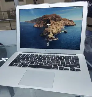 New Laptop Apple MacBook Air 8GB Intel Core I7 SSD 256GB