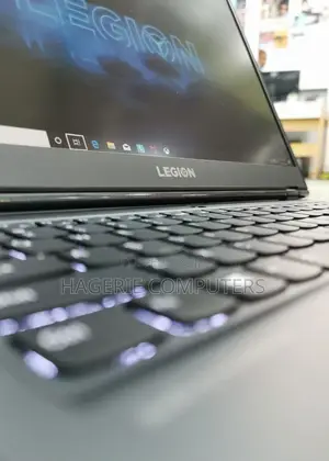 New Laptop Lenovo Legion 5 8GB AMD Ryzen 5 SSD 256GB