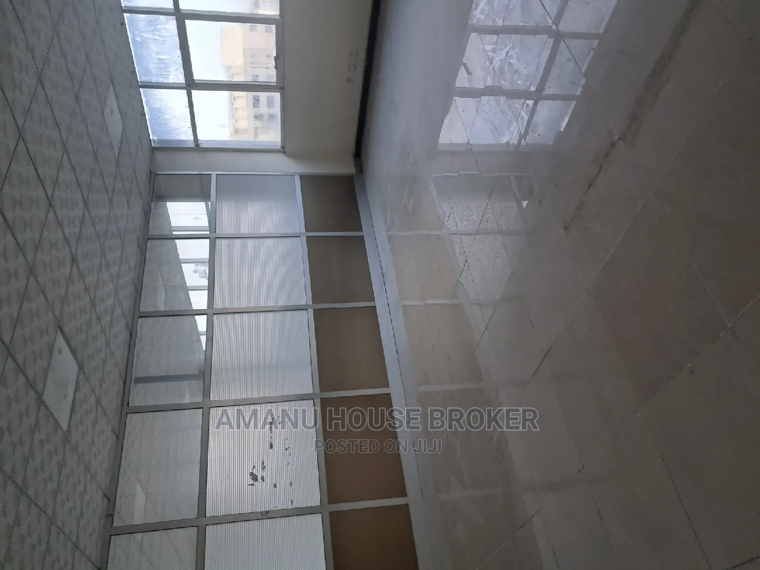 Urgent Office for Rent 160sqm