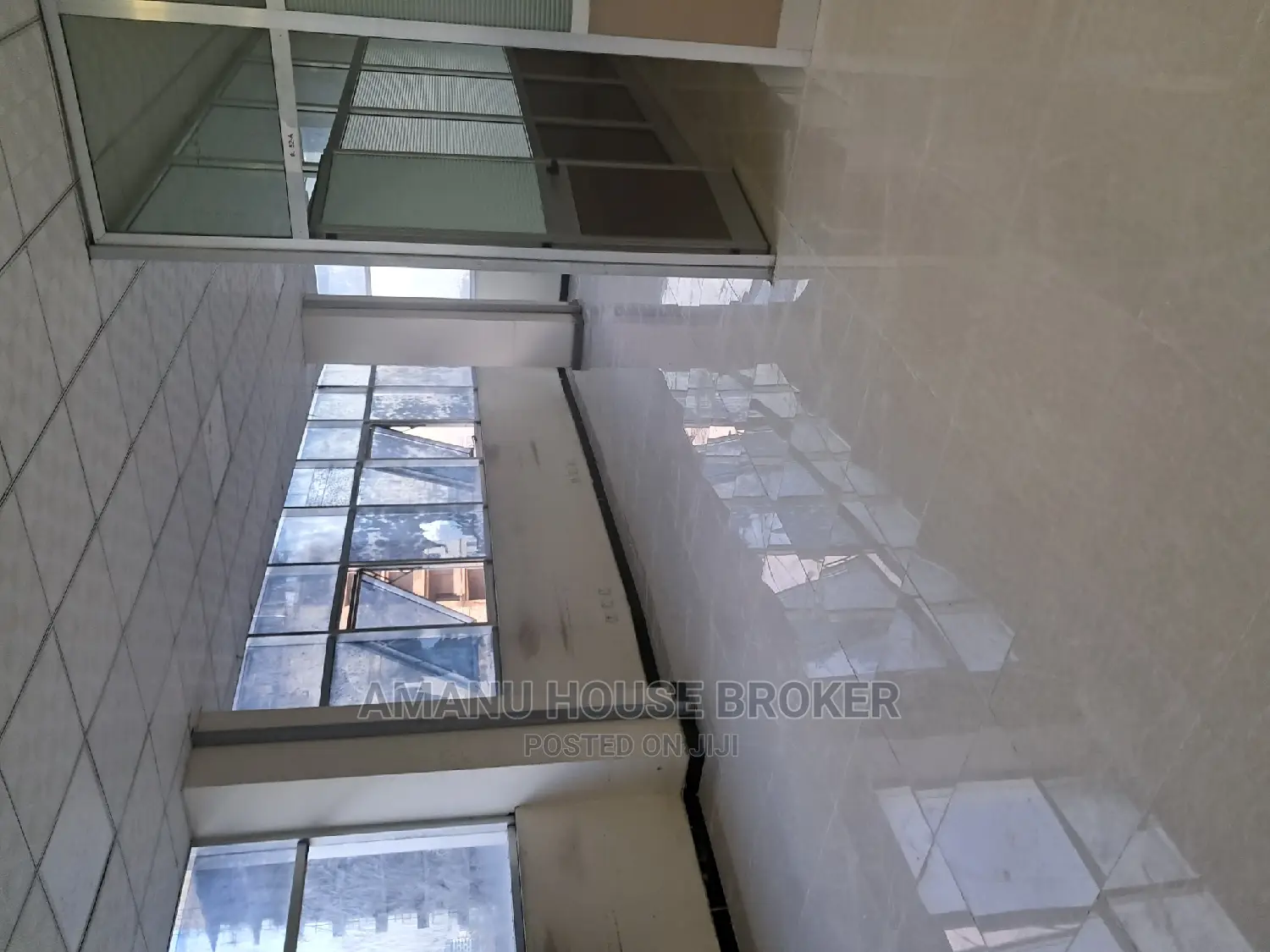 Urgent Office for Rent 160sqm