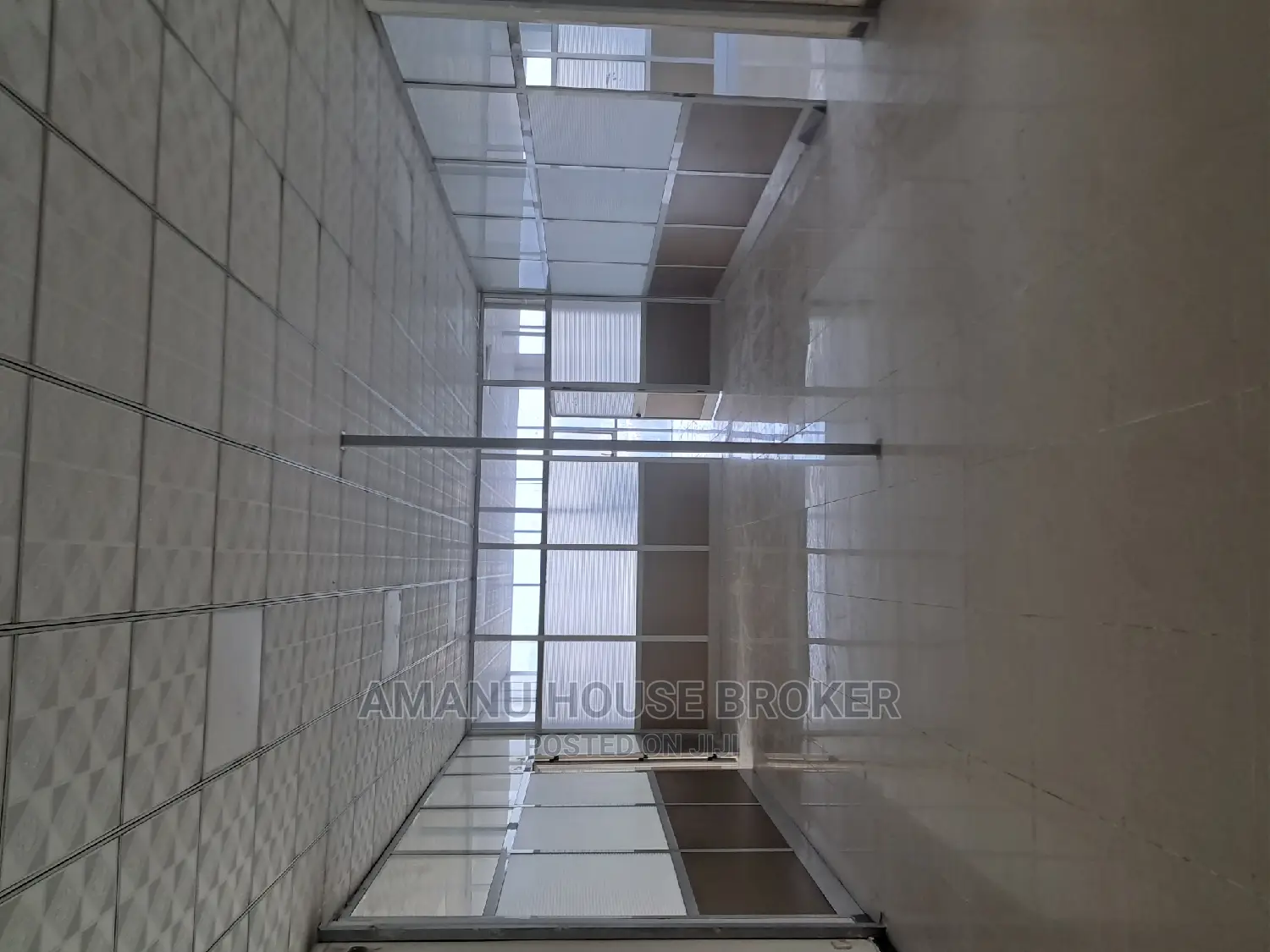 Urgent Office for Rent 160sqm