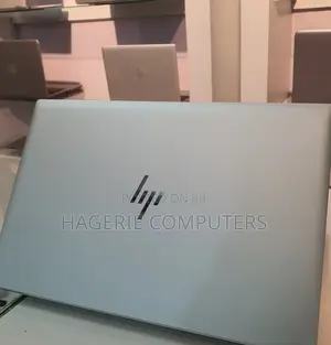 New Laptop HP EliteBook 840 G8 16GB Intel Core I5 SSD 512GB