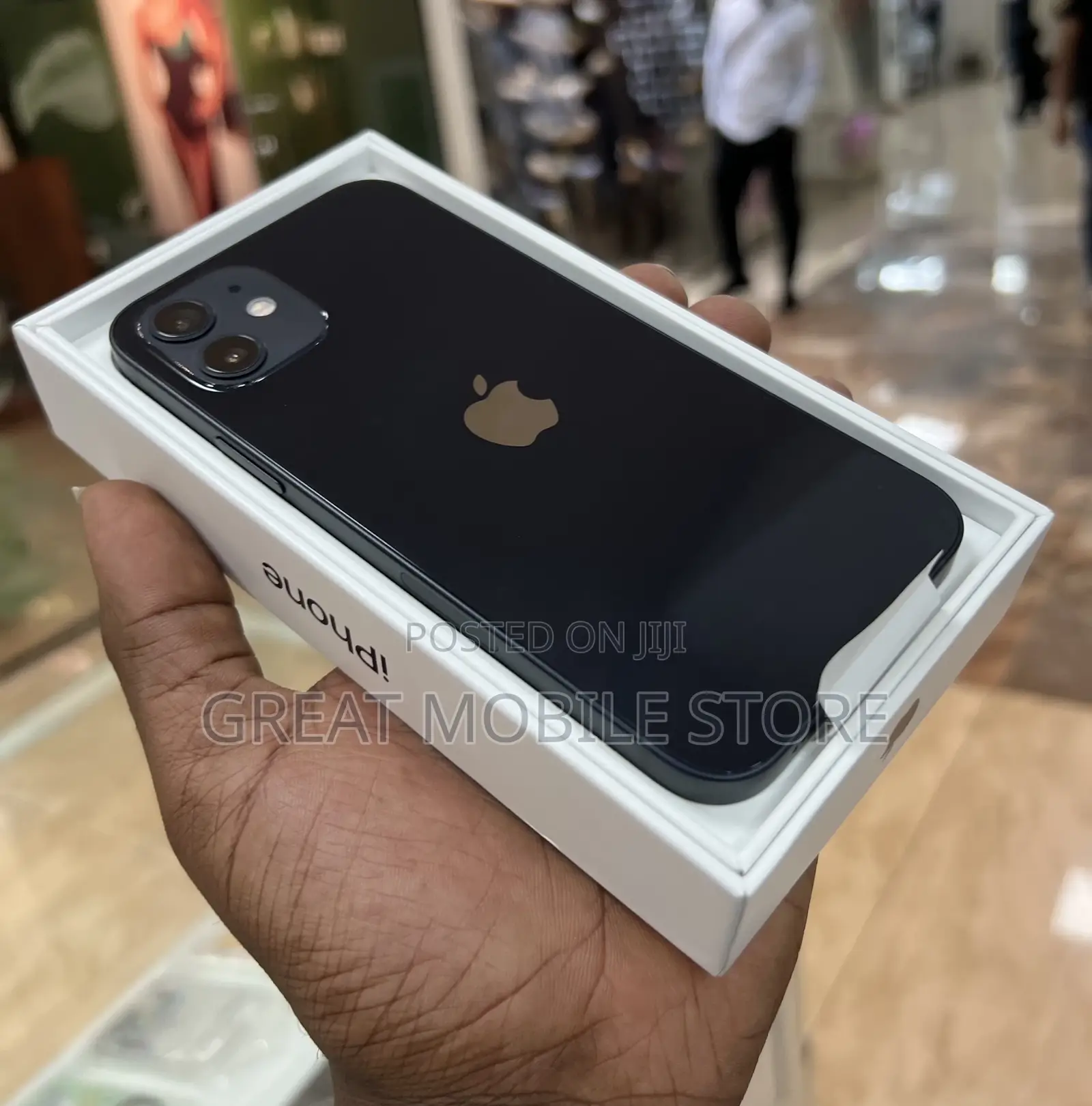 New Apple iPhone 12 64 GB Black