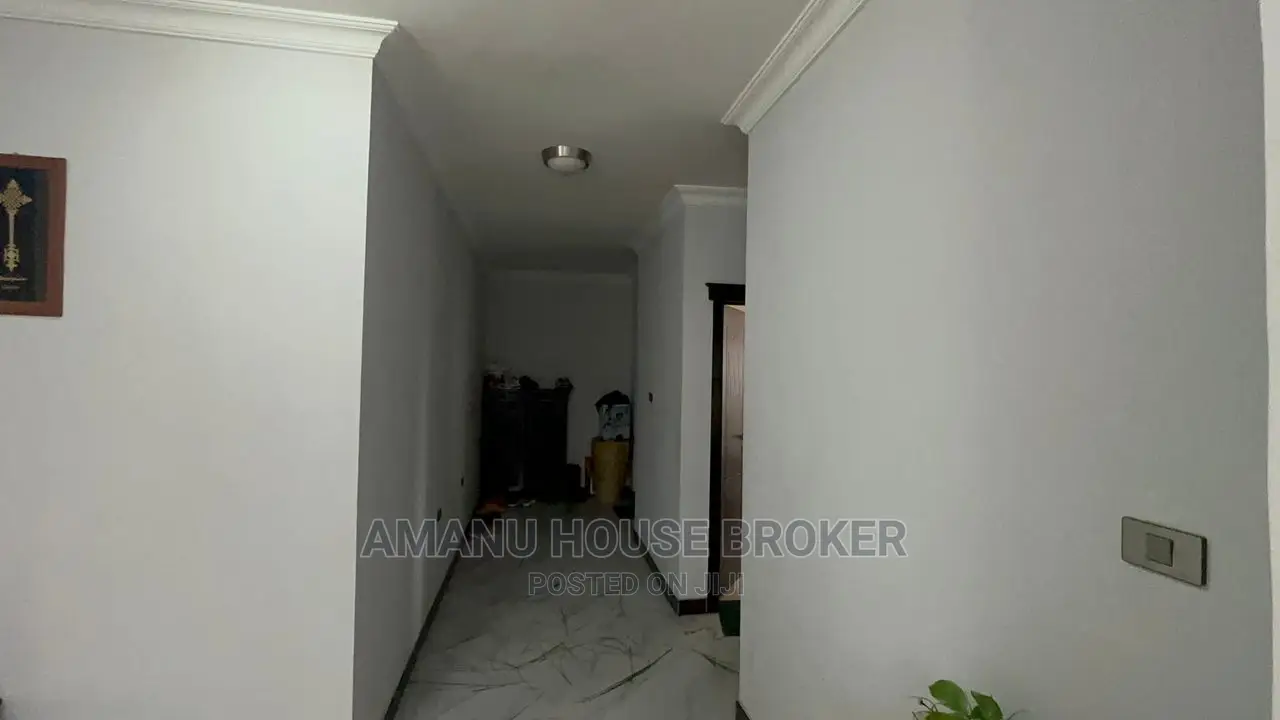 አስቸኳይ የሚሸጥ አፓርትመንት 115sqm 3መኝታ