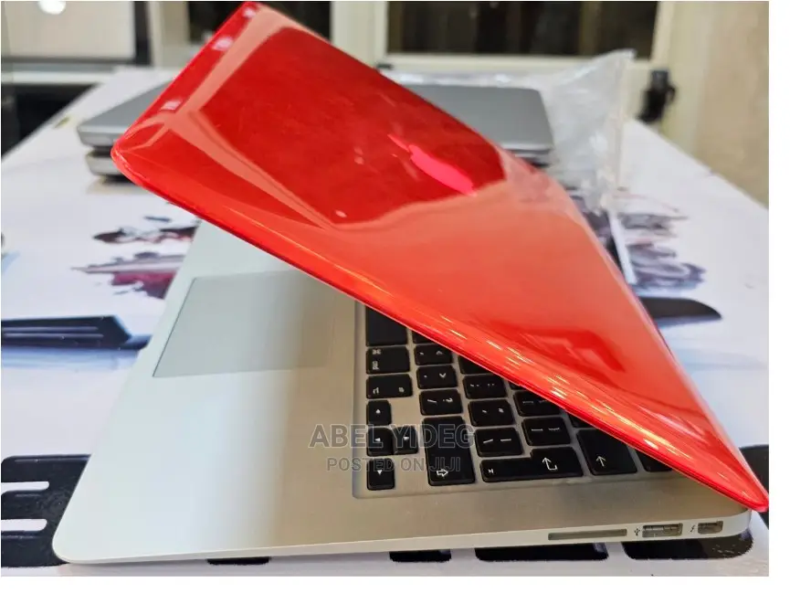 New Laptop Apple MacBook Air 2015 8GB Intel Core I7 SSD 512GB