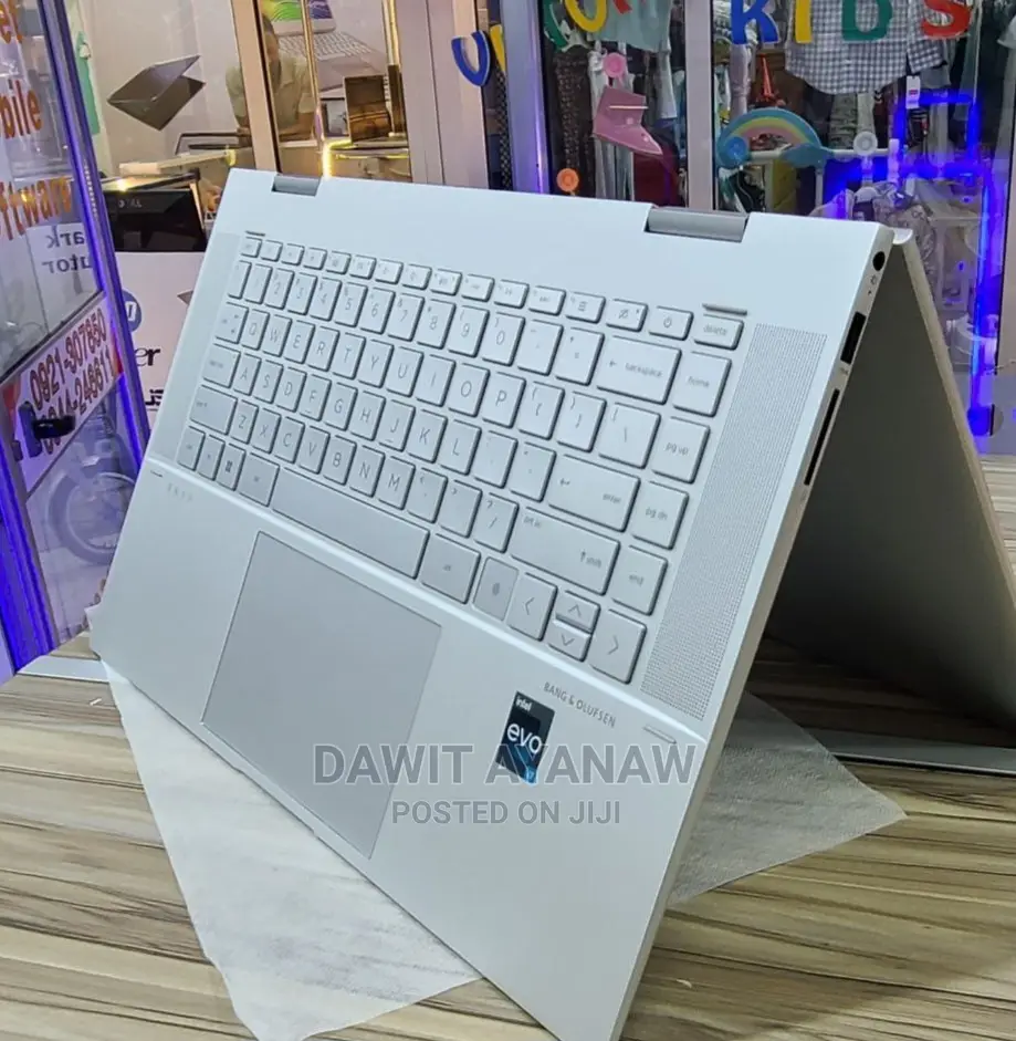 New Laptop HP 16GB Intel Core I7 SSD 1T