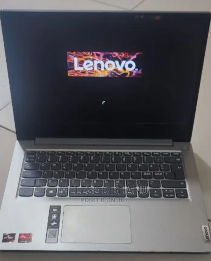 New Laptop Lenovo Ideapad 3 8GB AMD Ryzen 3 SSD 256GB