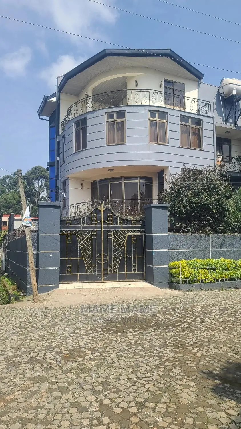 6bdrm House in Addis Abeba, Bole for sale
