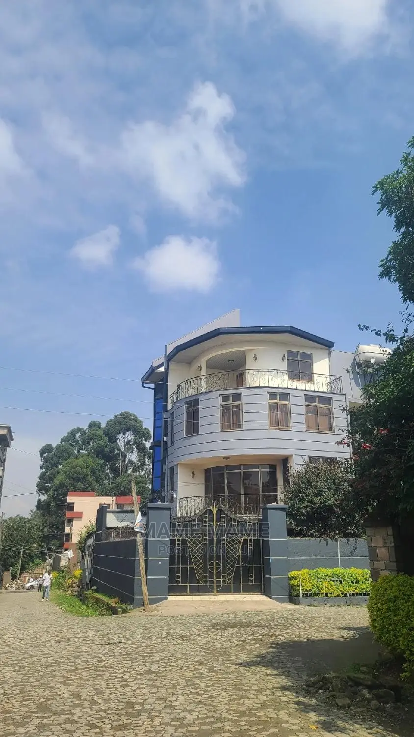 6bdrm House in Addis Abeba, Bole for sale