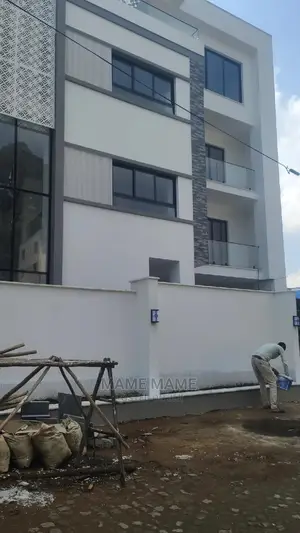 8bdrm House in Addis Abeba, Bole for sale