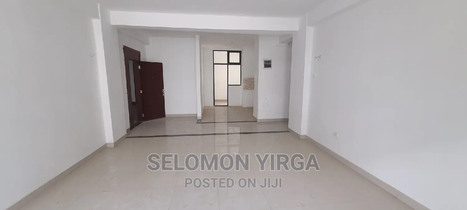 3bdrm Apartment in አድስ አበባ, Bole for sale