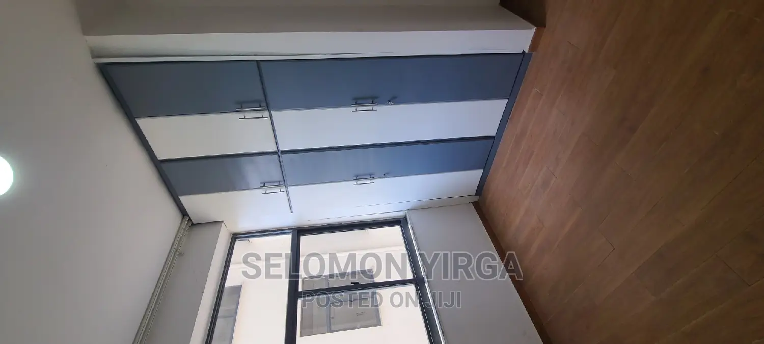 3bdrm Apartment in አድስ አበባ, Bole for sale