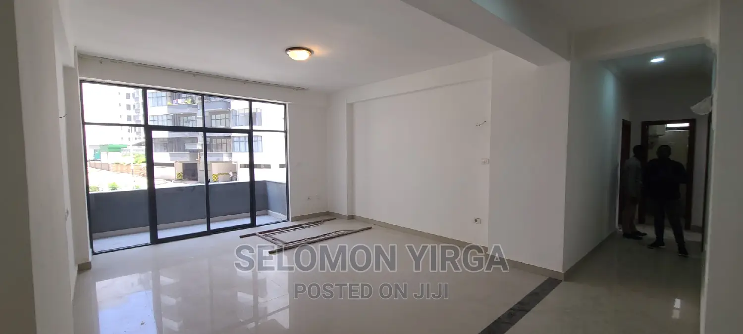 3bdrm Apartment in አድስ አበባ, Bole for sale