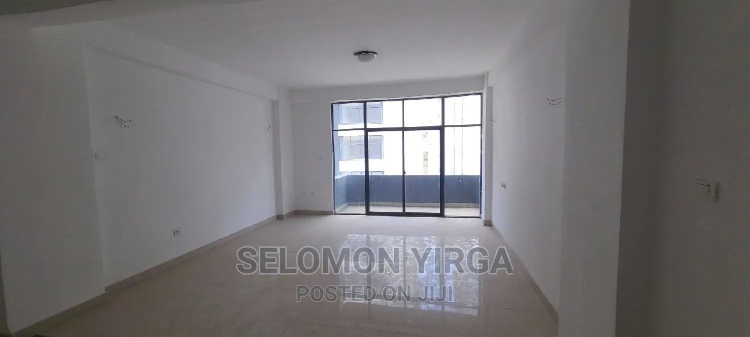 3bdrm Apartment in አድስ አበባ, Bole for sale