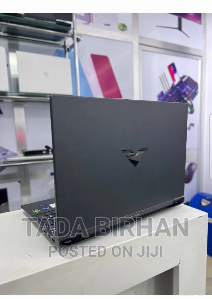 New Laptop HP Victus 16 16GB Intel Core I7 SSD 512GB