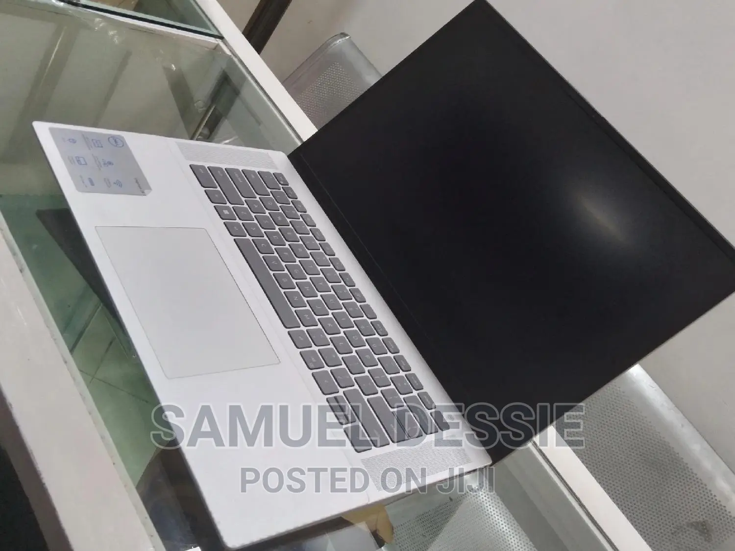 New Laptop Dell Inspiron 15 16GB Intel Core I7 SSD 512GB