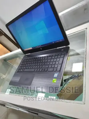 New Laptop HP Pavilion 15 8GB Intel Core I5 HDD 1T