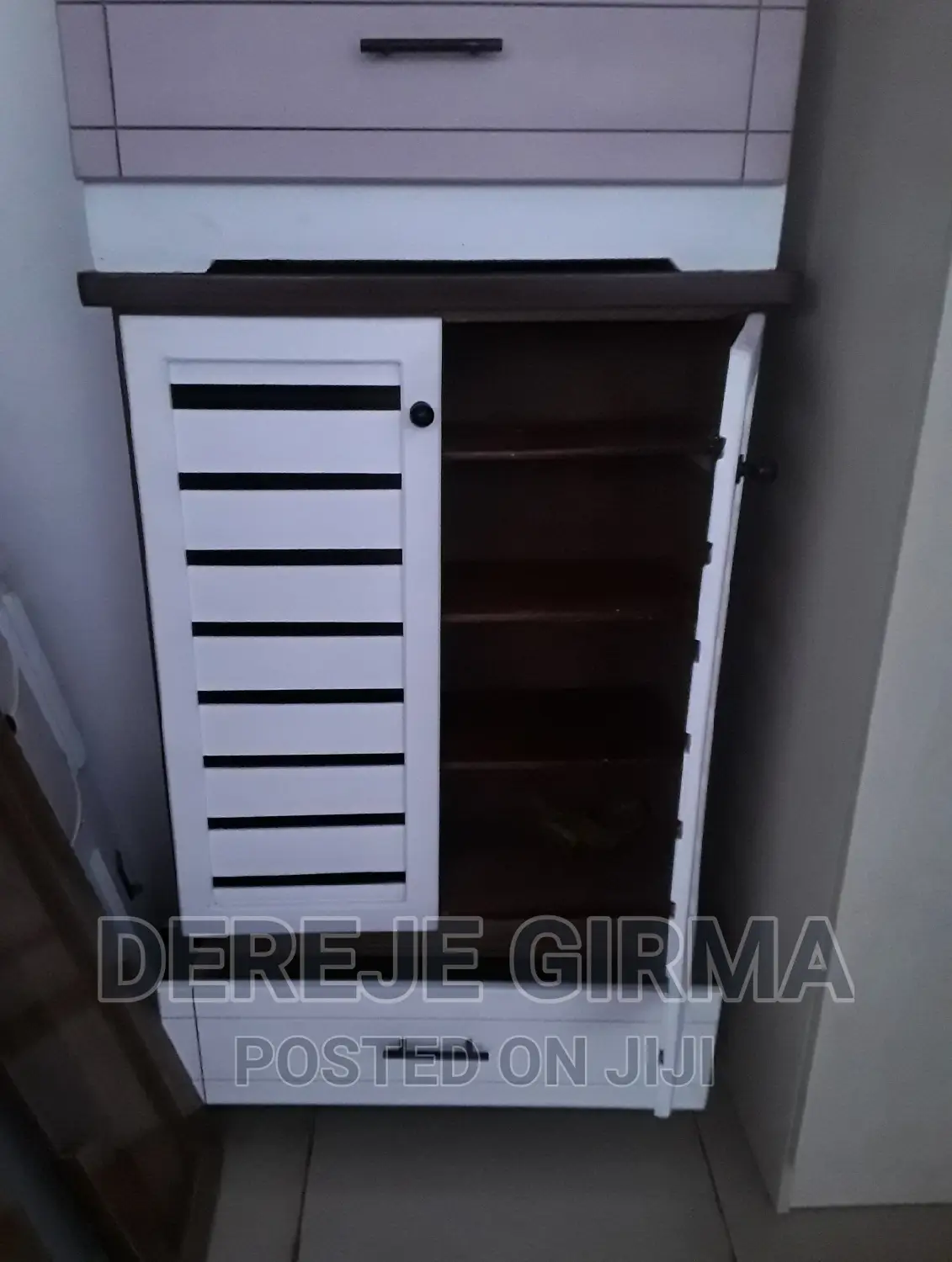 የጫማ መደርደሪያ