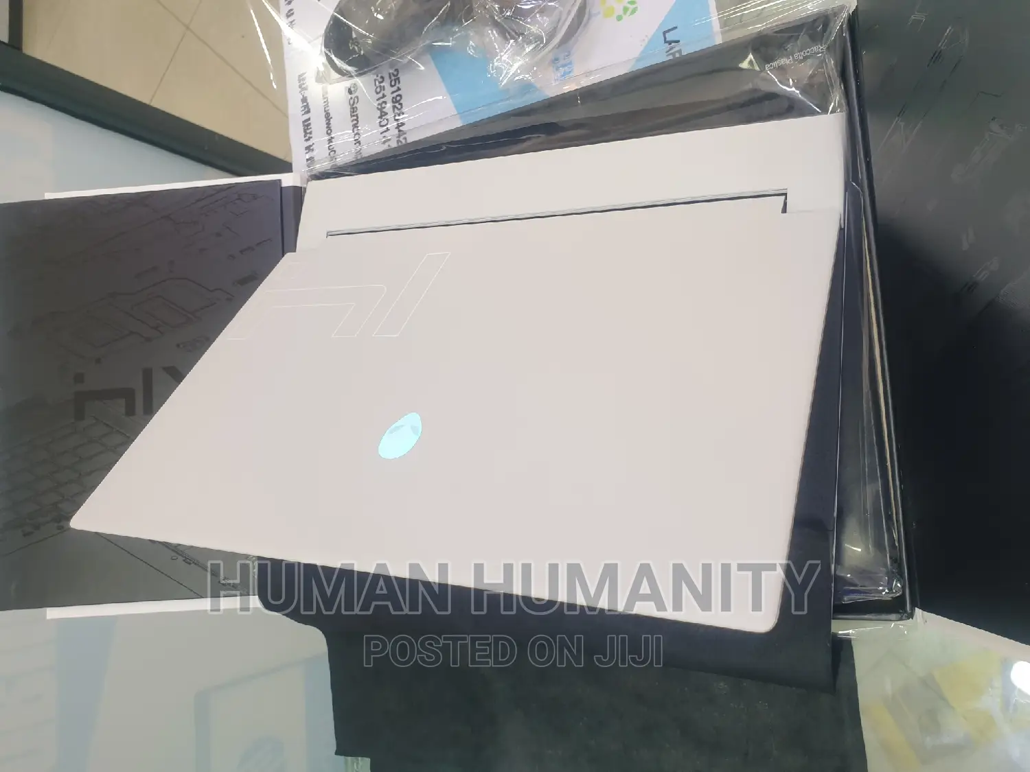 New Laptop Dell Alienware X14 16GB Intel Core I7 SSD 512GB