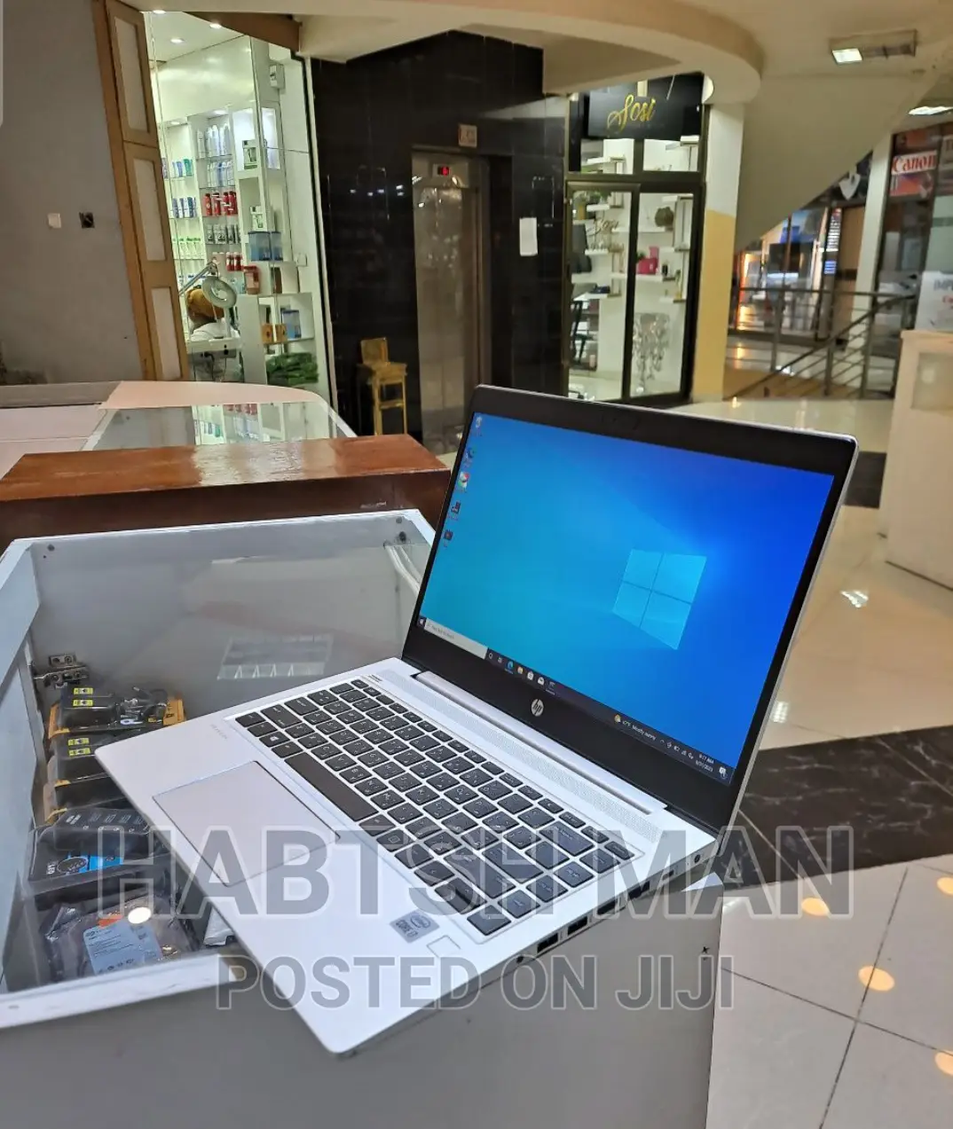 New Laptop HP ProBook 440 G7 8GB Intel Core I7 SSD 512GB