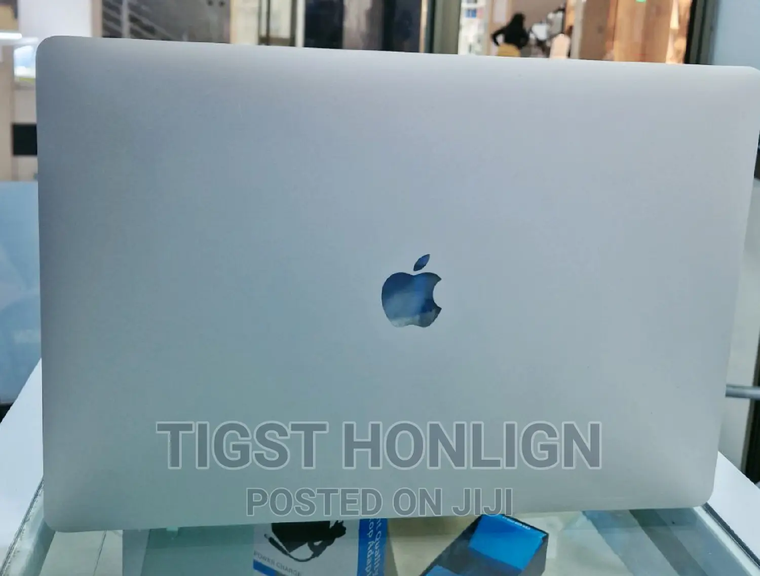 New Laptop Apple MacBook Pro 2019 32GB Intel Core I9 SSD 1T